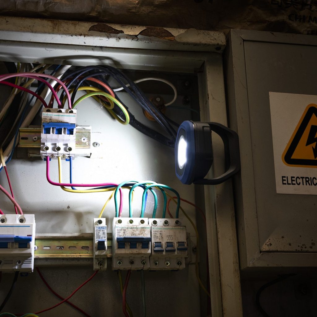 Tech Series TwinBeam Pocket WorkLight